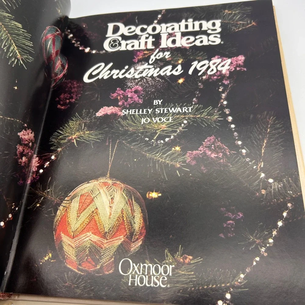 Vintage Decorating & Craft Ideas for Christmas 1984 Oxmoor House Hardcover Book